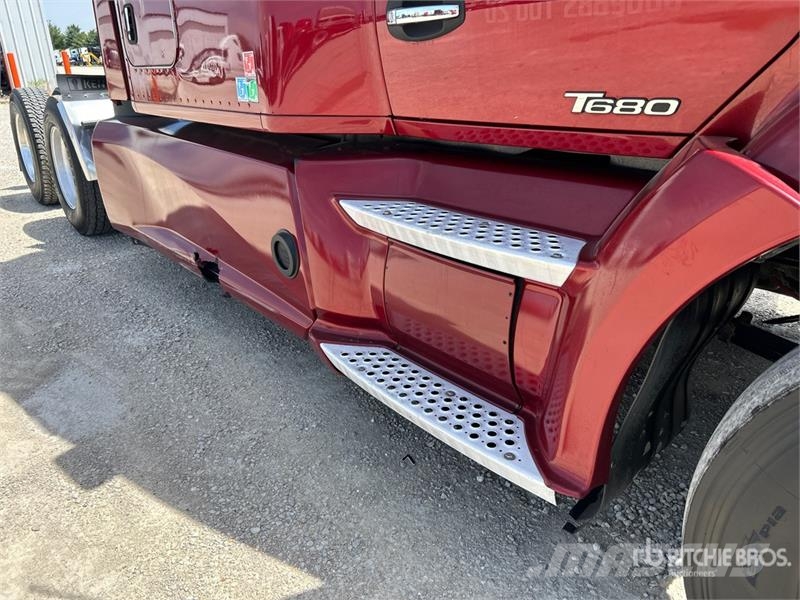 Kenworth T680 Vlačilci