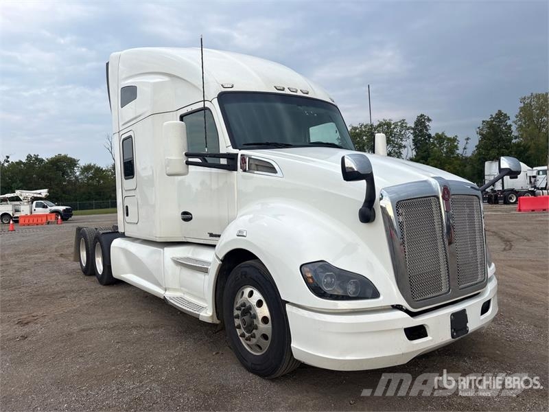 Kenworth T680 Naudoti vilkikai