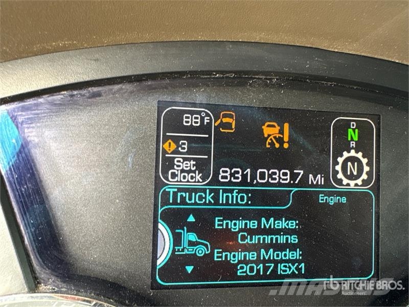 Kenworth T680 Тягачі