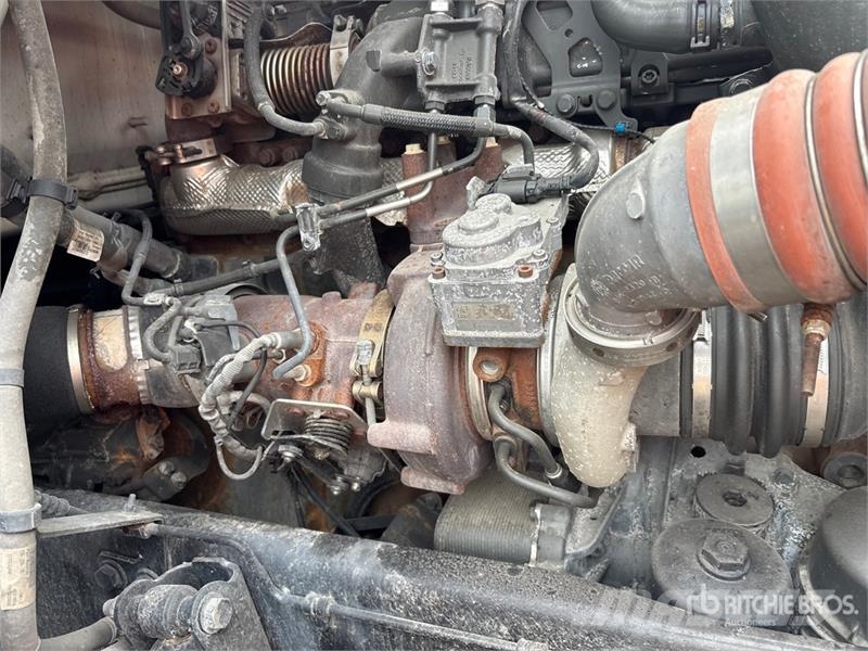 Kenworth T680 Tractor Units