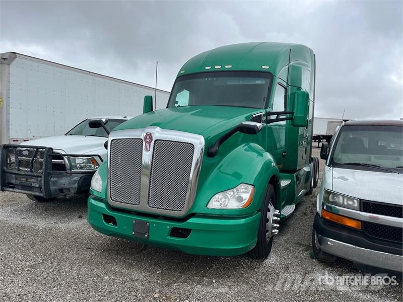 Kenworth T680 Sattelzugmaschinen
