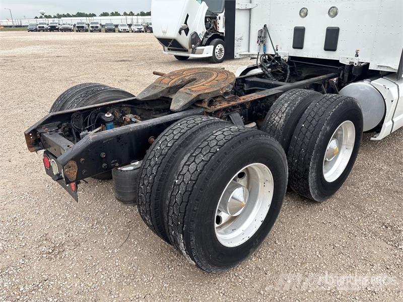 Kenworth T680 Седельные тягачи