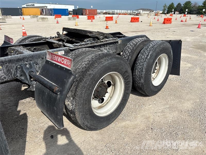 Kenworth T680 Vetopöytäautot