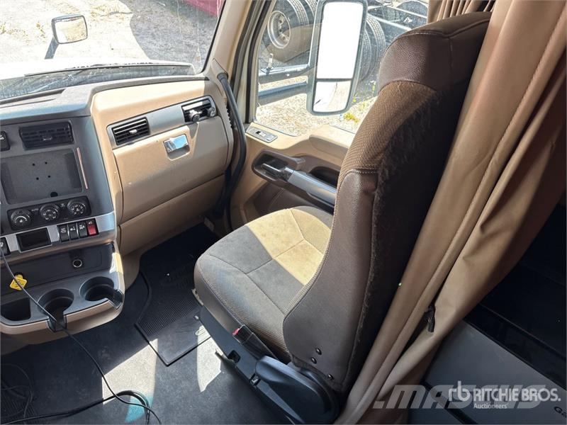 Kenworth T680 Tractor Units