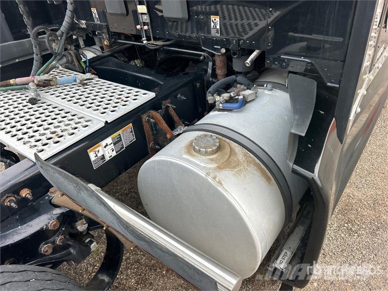 Kenworth T680 Sattelzugmaschinen