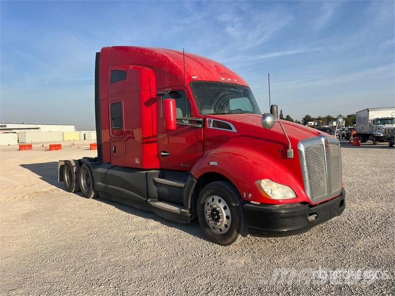 Kenworth T680 Motrici e Trattori Stradali