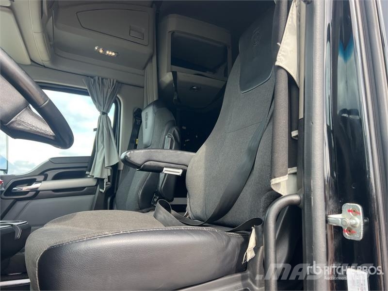 Kenworth T680 Prime Movers