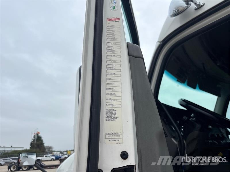 Kenworth T680 Седельные тягачи