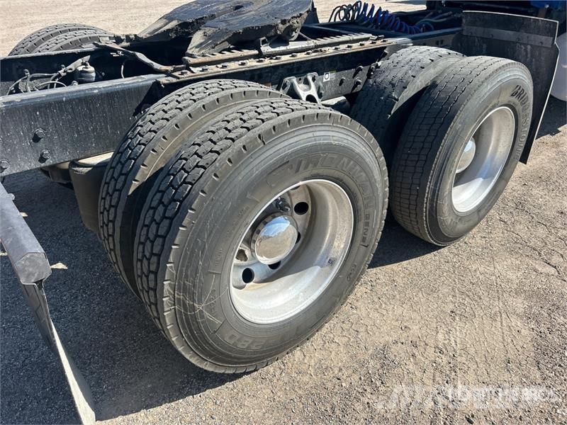 Kenworth T680 Sattelzugmaschinen