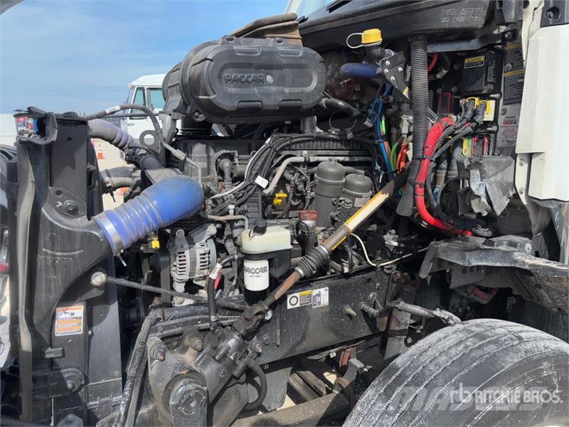 Kenworth T680 Vetopöytäautot