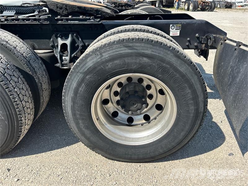 Kenworth T680 Vetopöytäautot