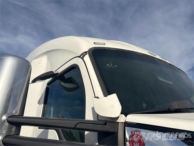 Kenworth T680 Vilcēji