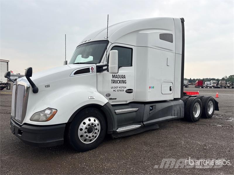 Kenworth T680 Autotractoare