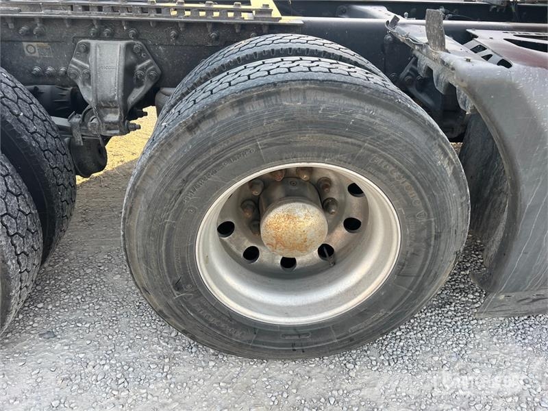 Kenworth T680 Motrici e Trattori Stradali