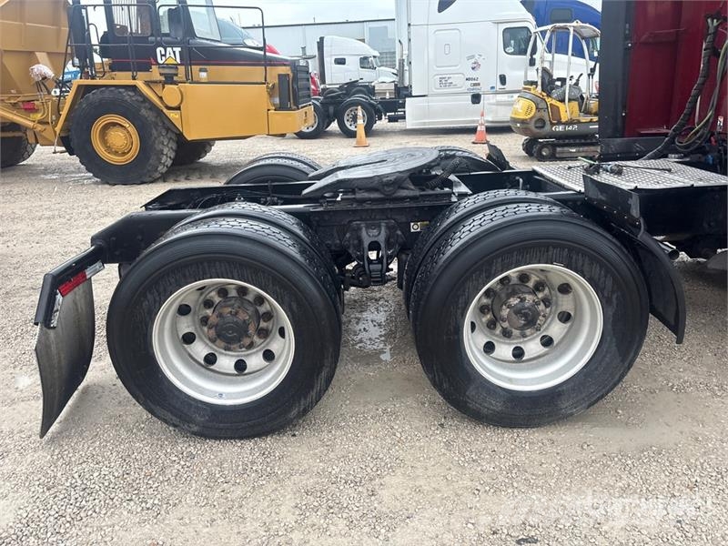 Kenworth T680 Vilcēji