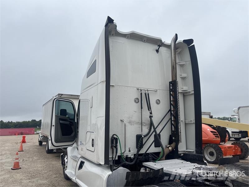 Kenworth T680 Vetopöytäautot