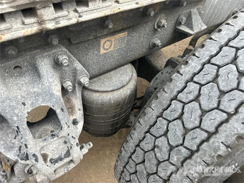 Kenworth T680 Tractor Units