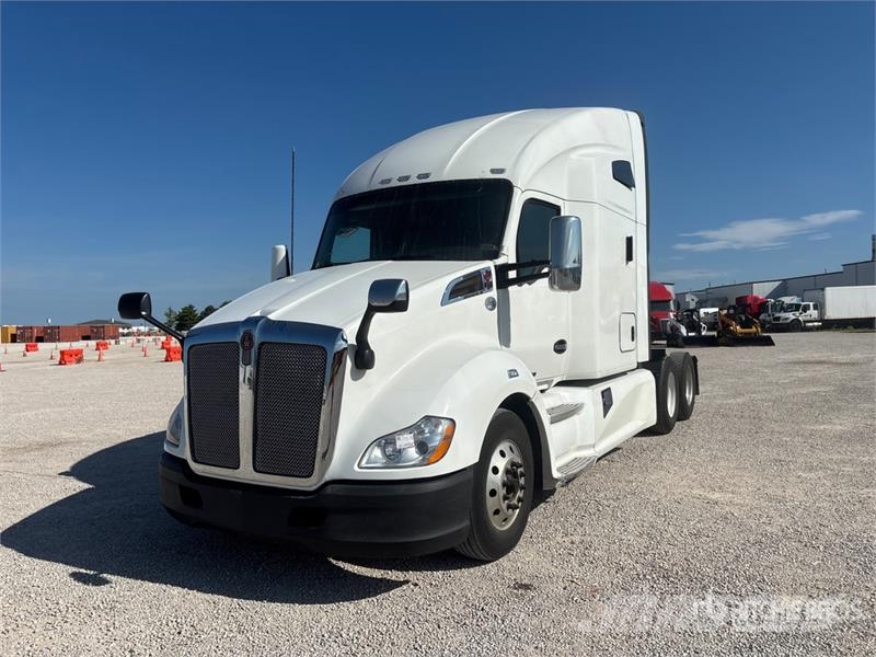 Kenworth T680 Prime Movers