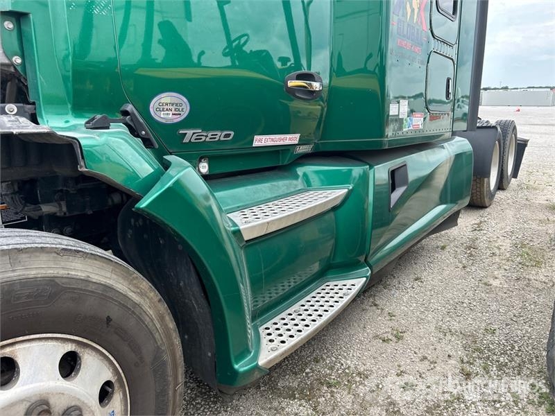 Kenworth T680 Prime Movers