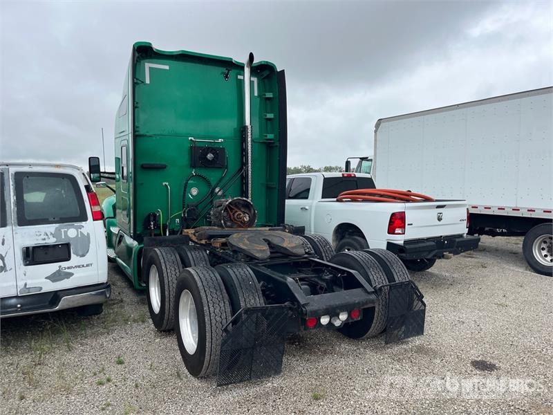 Kenworth T680 Sattelzugmaschinen