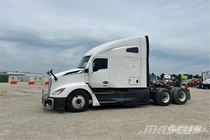 Kenworth T680 Vetopöytäautot