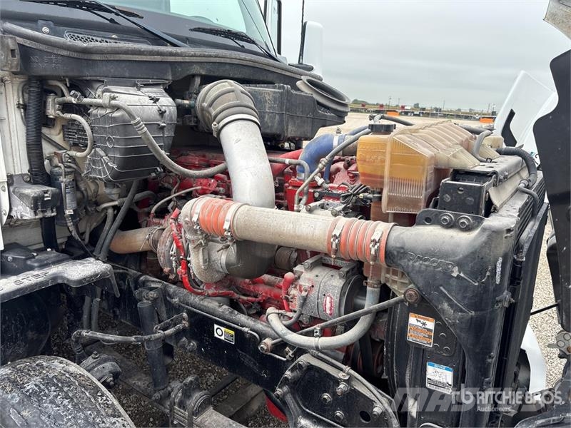 Kenworth T680 Седельные тягачи