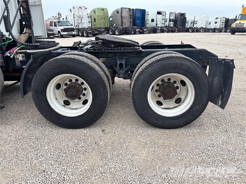 Kenworth T680 Tractor Units