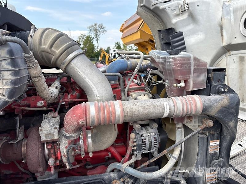 Kenworth T680 Тягачі