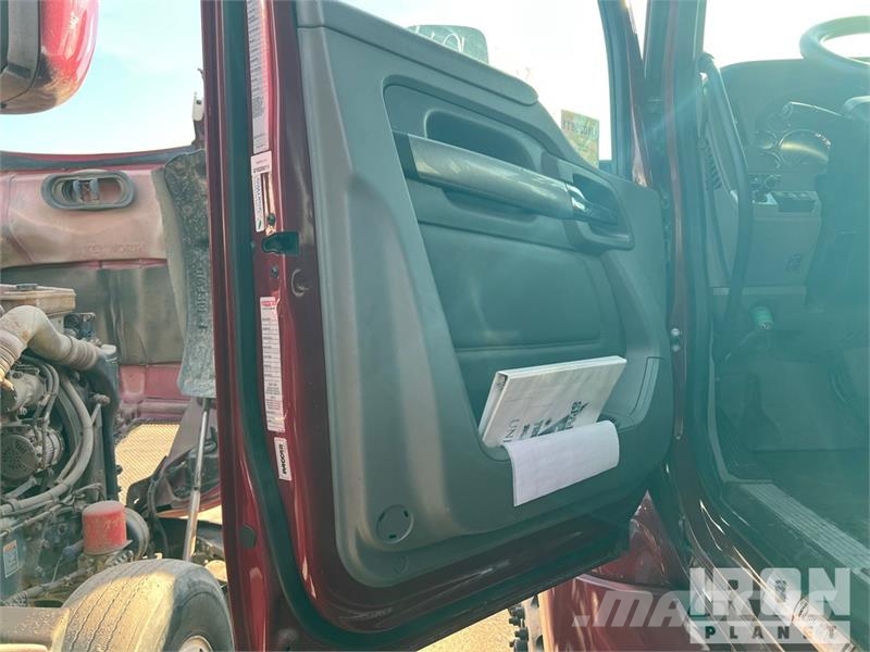 Kenworth T680 Vilcēji
