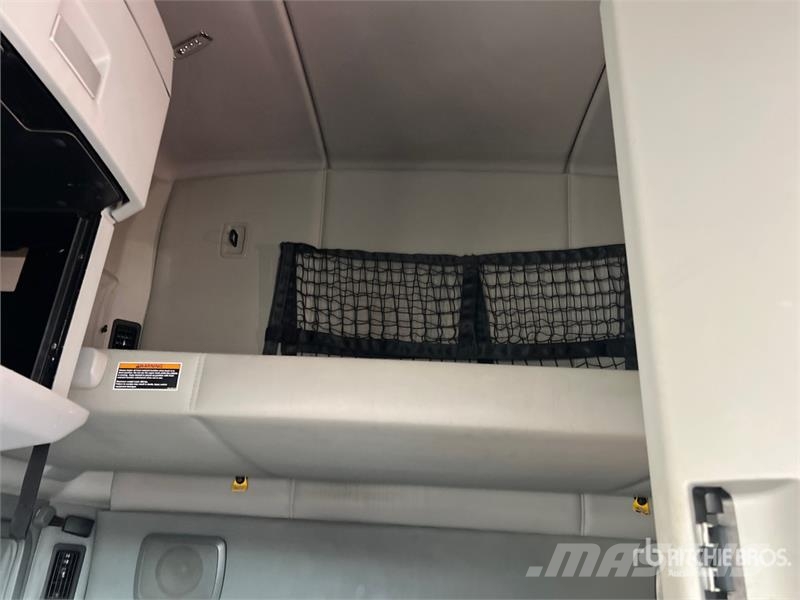 Kenworth T680 Motrici e Trattori Stradali