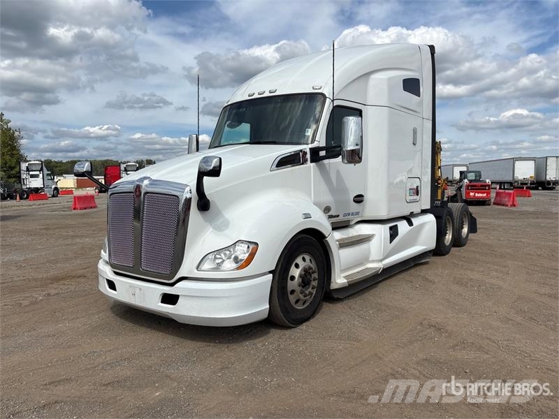 Kenworth T680 Vetopöytäautot