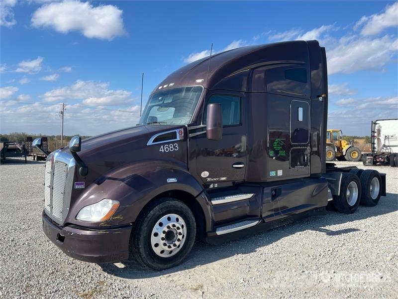 Kenworth T680 Седельные тягачи