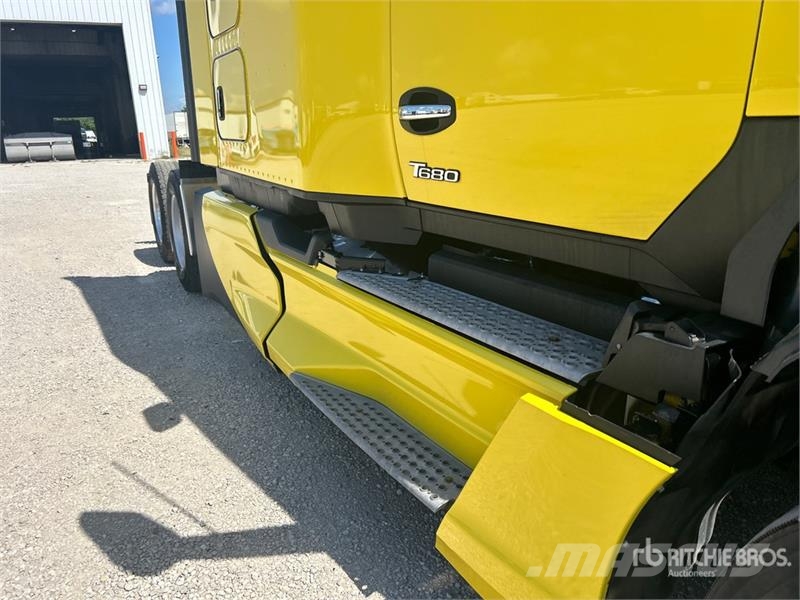 Kenworth T680 Prime Movers
