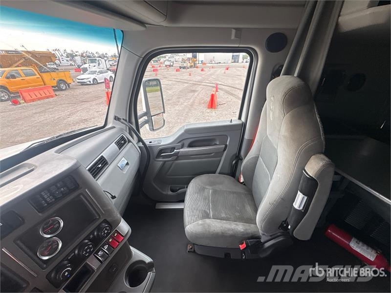 Kenworth T680 Влекачи