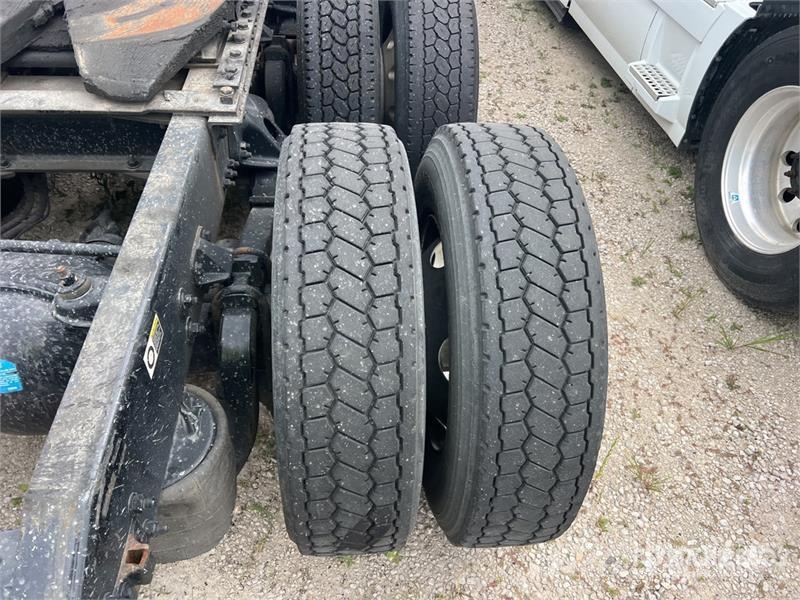 Kenworth T680 Vetopöytäautot