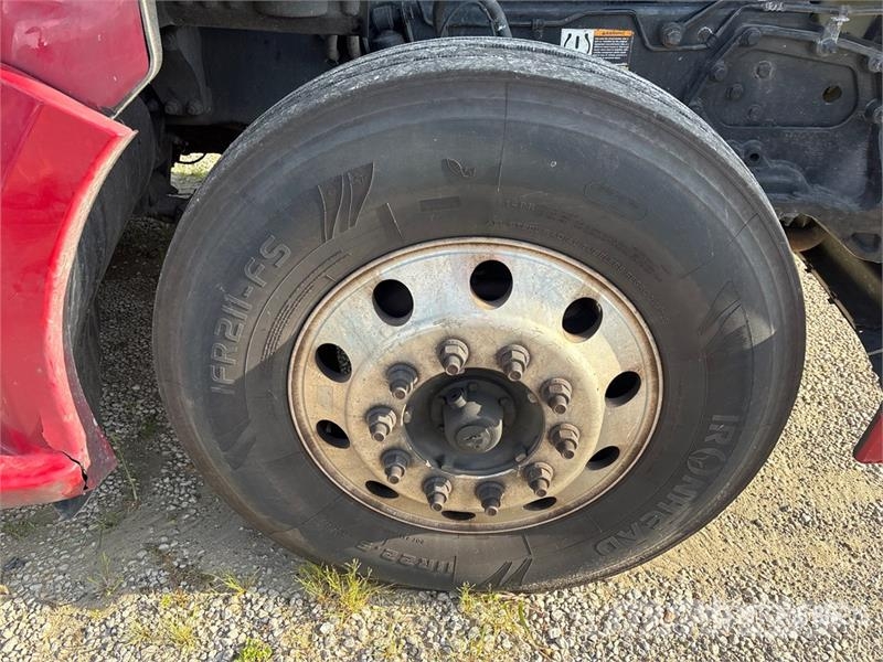 Kenworth T680 Vetopöytäautot