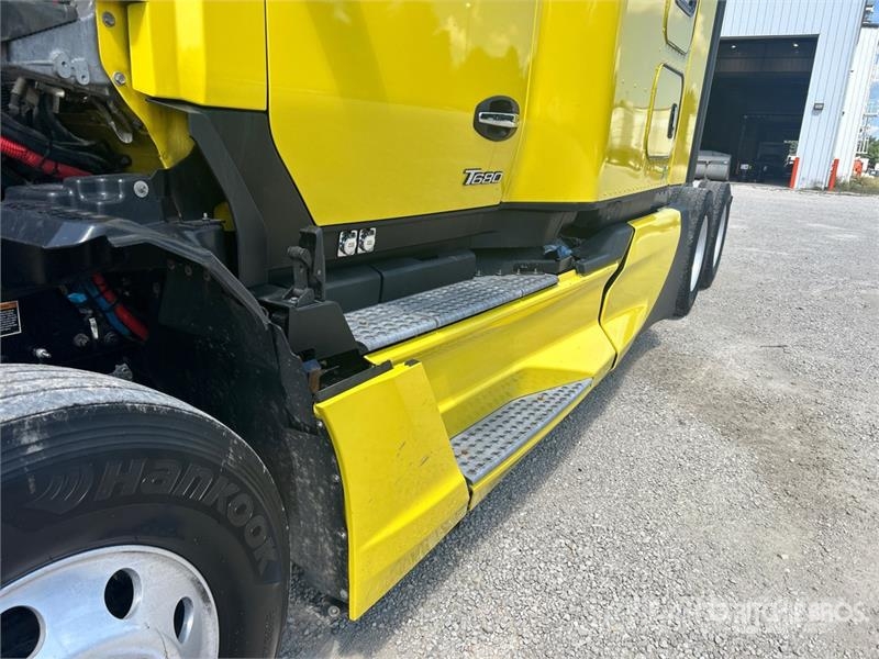 Kenworth T680 Prime Movers