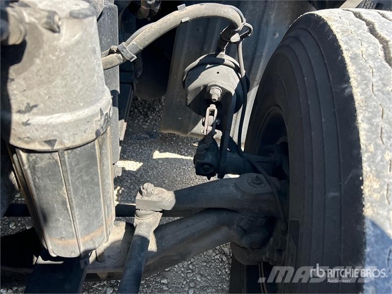 Kenworth T680 Vetopöytäautot