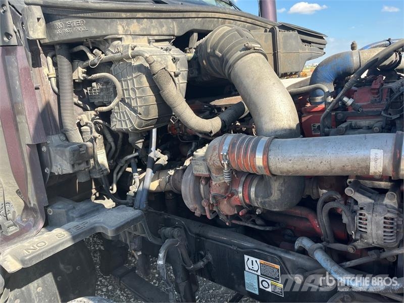 Kenworth T680 Седельные тягачи