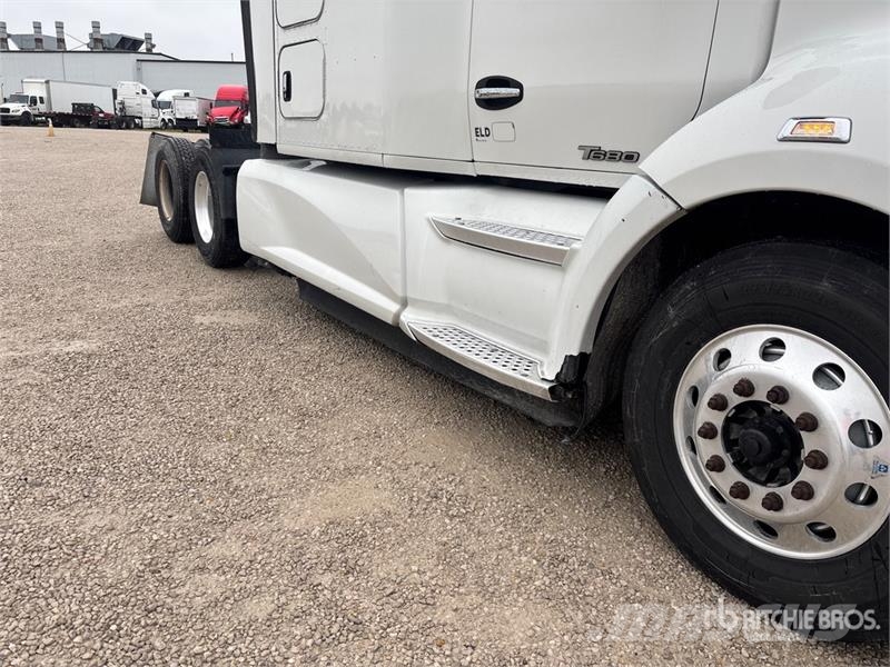 Kenworth T680 Vetopöytäautot