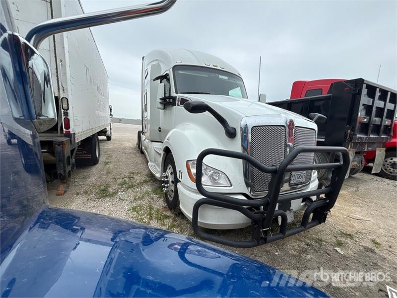 Kenworth T680 Tractor Units