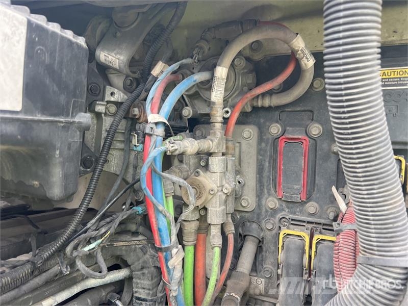 Kenworth T680 Vetopöytäautot