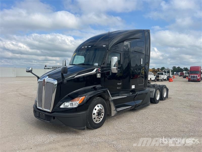Kenworth T680 Prime Movers