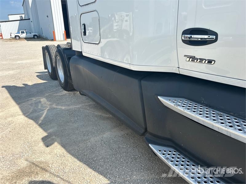 Kenworth T680 Prime Movers