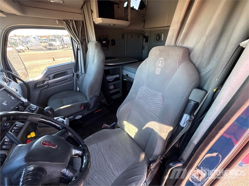 Kenworth T680 Влекачи