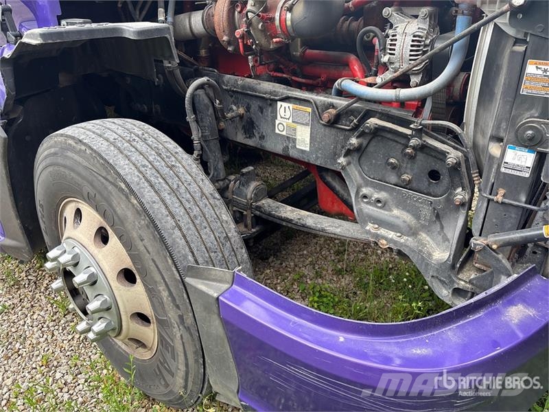 Kenworth T680 Vetopöytäautot