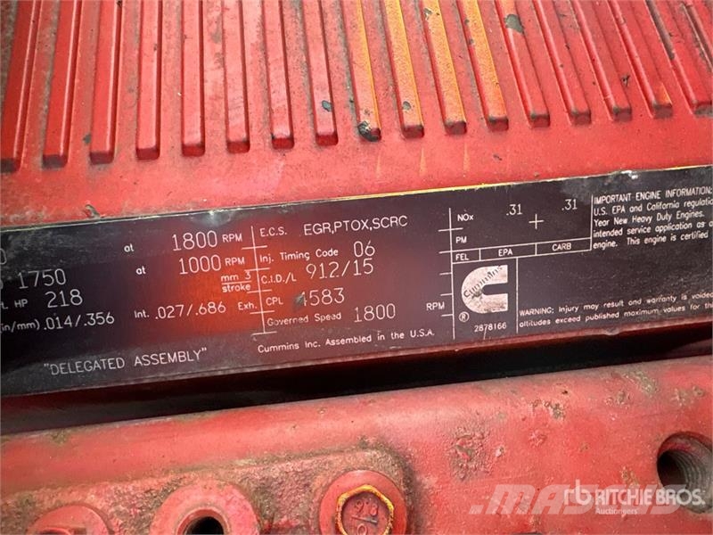 Kenworth T680 4x2 S/A Day Cab Truck Tractor Влекачи