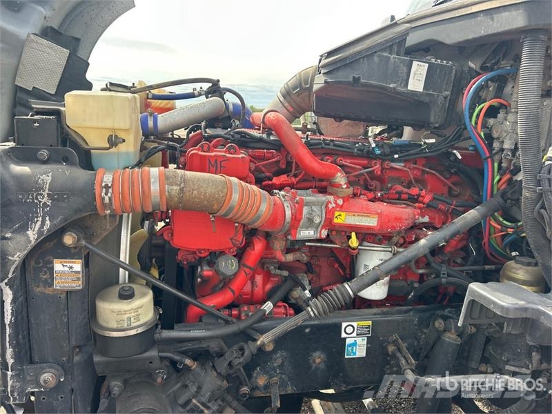 Kenworth T680 4x2 S/A Day Cab Truck Tractor Седельные тягачи