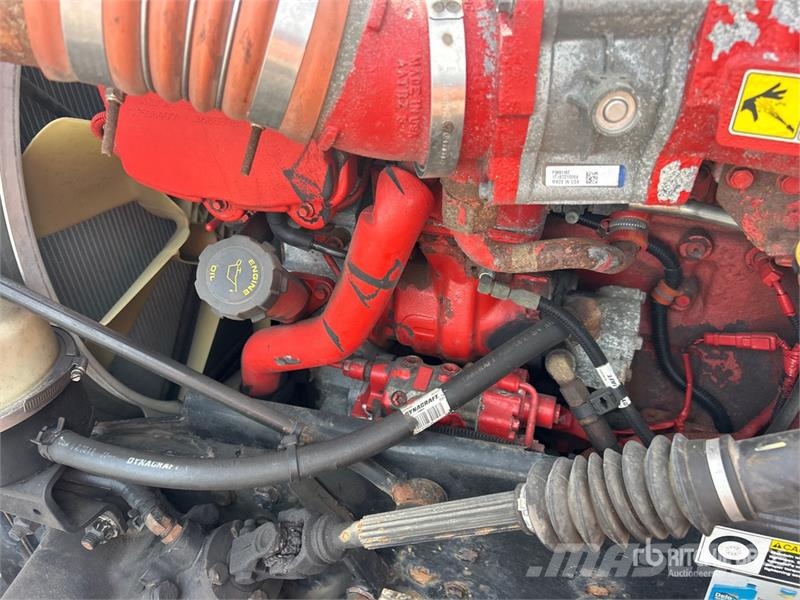 Kenworth T680 4x2 S/A Day Cab Truck Tractor Седельные тягачи