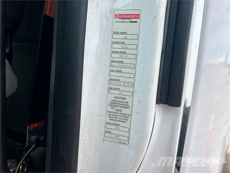 Kenworth T680 4x2 S/A Day Cab Truck Tractor Седельные тягачи
